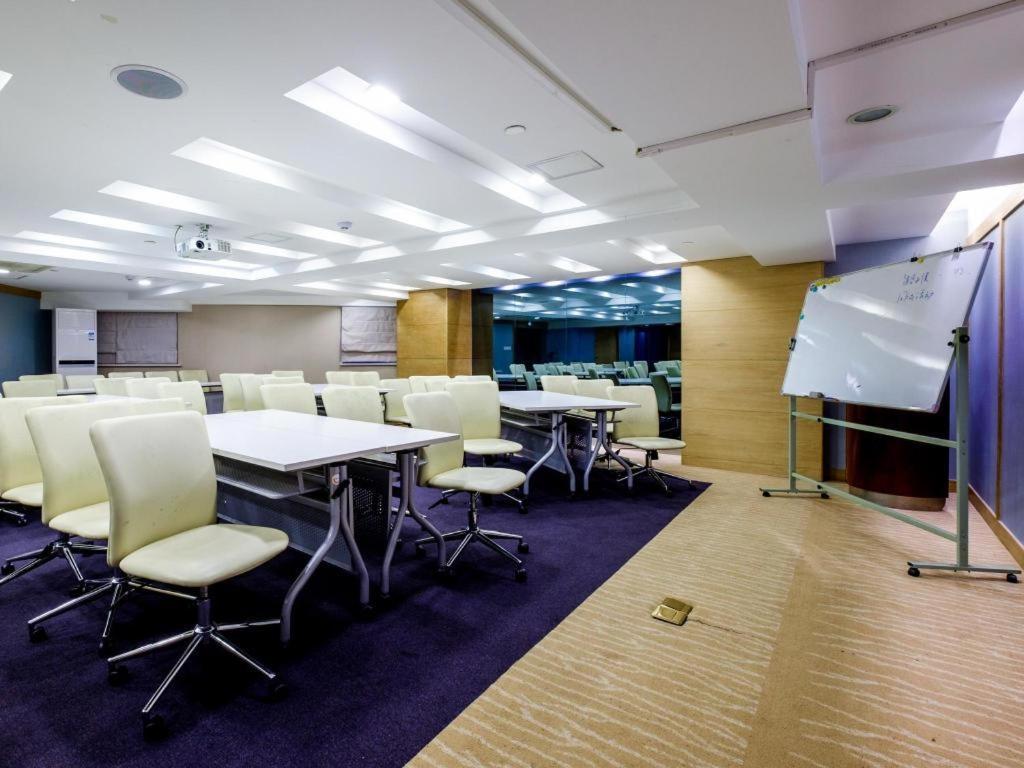 Ji Hotel Shanghai Yan An Road Branch Bagian luar foto