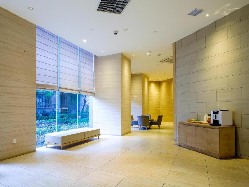 Ji Hotel Shanghai Yan An Road Branch Bagian luar foto